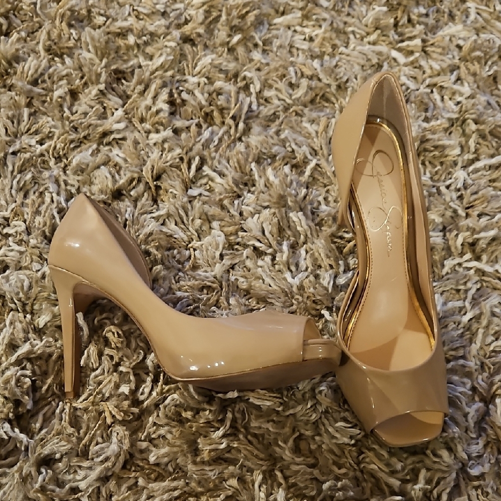 Jessica Simpson Nude Peep Toe Heels - Picture 2 of 3
